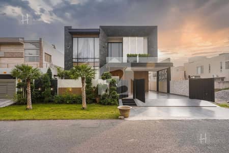 Most Beautiful 1 Kanal House Available For Sale In DHA Phase 7