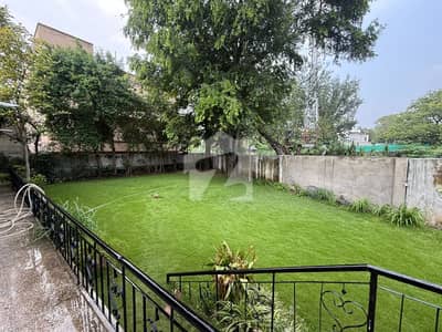 ایف ۔ 8/3 ایف ۔ 8,اسلام آباد میں 3 کمروں کا 1 کنال مکان 32.0 کروڑ میں برائے فروخت۔ ایف ۔ 8/3 ایف ۔ 8,اسلام آباد میں 3 کمروں کا 1 کنال مکان 32.0 کروڑ میں برائے فروخت۔