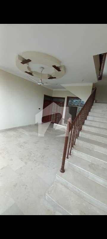 گلشنِ معمار گداپ ٹاؤن,کراچی میں 9 کمروں کا 8 مرلہ مکان 3.35 کروڑ میں برائے فروخت۔ گلشنِ معمار گداپ ٹاؤن,کراچی میں 9 کمروں کا 8 مرلہ مکان 3.35 کروڑ میں برائے فروخت۔