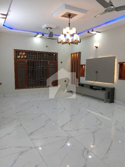 گلشنِ اقبال - بلاک 4 گلشنِ اقبال,گلشنِ اقبال ٹاؤن,کراچی میں 8 کمروں کا 1 کنال مکان 12.5 کروڑ میں برائے فروخت۔