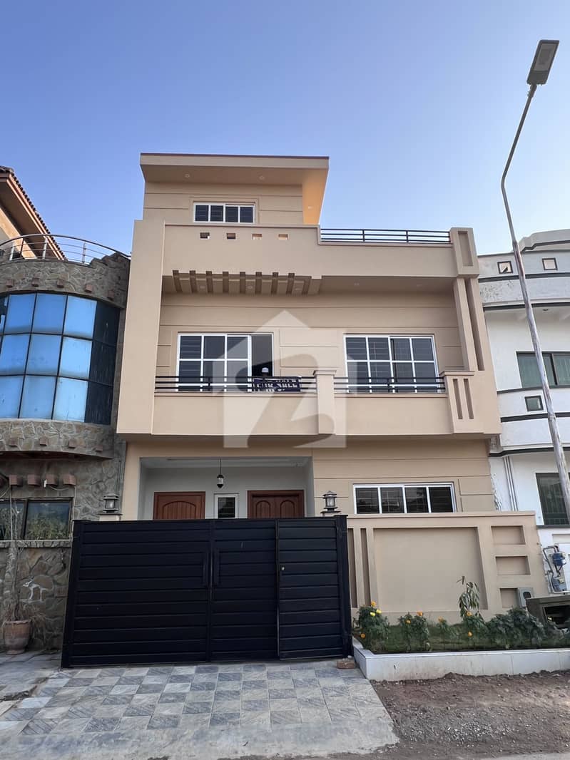 Beautiful House For Sale G-13/4 Islamabad Beautiful House For Sale G-13/4 Islamabad