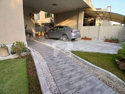 بحریہ ٹاؤن فیز 3 بحریہ ٹاؤن راولپنڈی,راولپنڈی میں 5 کمروں کا 1 کنال مکان 6.25 کروڑ میں برائے فروخت۔