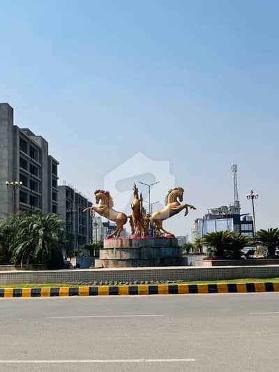 **Prime 10 Marla Plot For Sale In Park View City, Lahore**