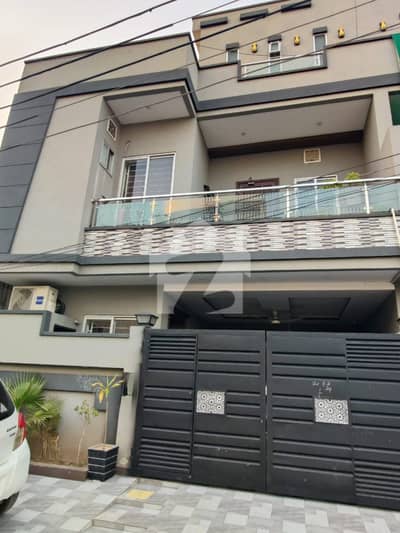 DOUBLE STOREY DEMANDING HOUSE AVAILABLE FOR SALE IN JUBILEE TOWN LAHORE