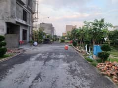 3 MARLA PLOT AVAILABLE FOR SALE IN UNION GAREEN SOCIETY COLLEGE ROAD LAHORE