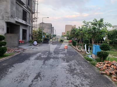 یونین گرین کالج روڈ,لاہور میں 3 مرلہ رہائشی پلاٹ 55.0 لاکھ میں برائے فروخت۔