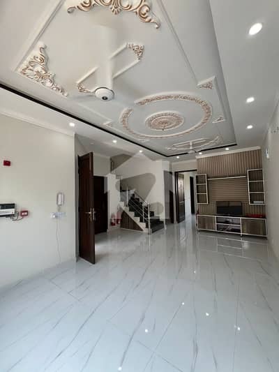 5 MARLA HOUSE FOR RENT IN DHA PHASE 9TOWN