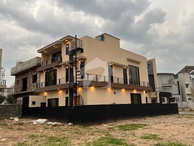 10 Marla Designer Double Height House For Sale