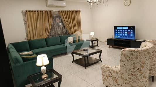 DHA Phase 6 Modern Dizain non farnishd Upper Potion For Rent