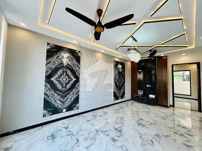 DHA Phase 6 Modran Dizain 10 Marla Lower Potion For Rent