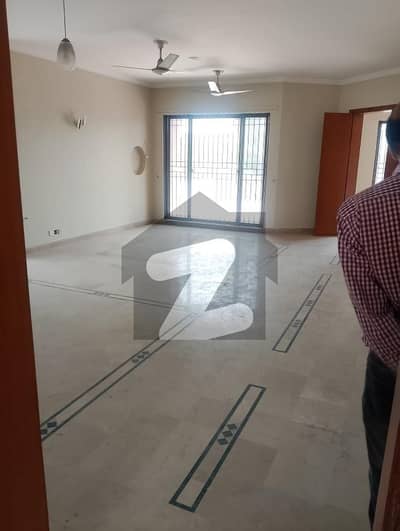 10 Marla Beautiful Upper Portion Available For Rent On Top Location Of DHA Phase 4