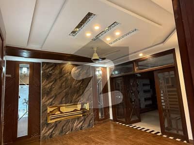 10 Marla House Available For Sale In Jasmine Block Sector C Bahria Town Lahore