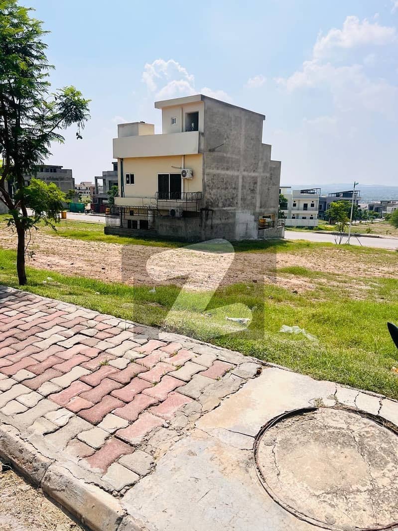 10 Marla Plot For Sale 10 Marla Plot For Sale
