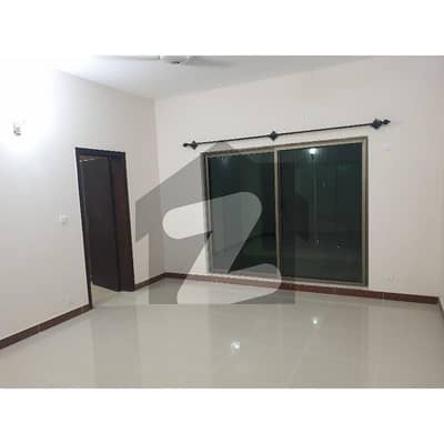 House In Askari 5 - Sector J Sized 375 Square Yards Is Available