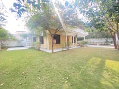 F-8 Corner Old House For Sale