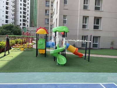 Lakhani Presidency Compound Facing Flat For Sale