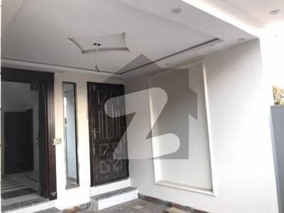 Prime Location 5 Marla Brand New House