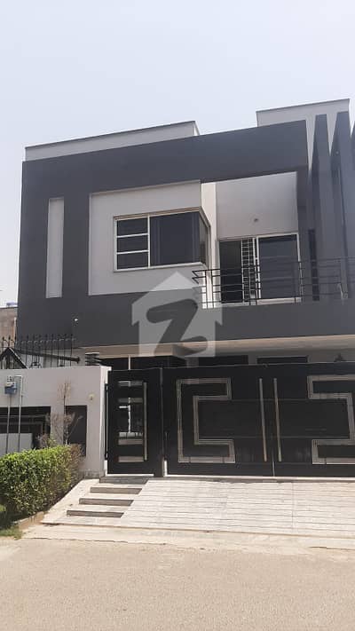 10 Marla House For Sale In Paragon City Lahore