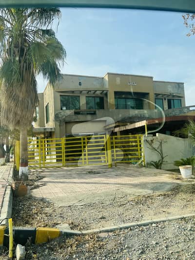 24 Marla Corner Double Road House For Sale At Reasonable Price Beautiful Location Adjacent To Mumtaz City Near To Islamabad New International Airport