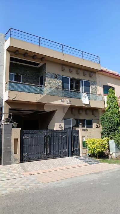 Modern 6 Marla Brand New House For Rent In DHA Phase 5 Lahore | 3 Beds | Basement | Car Parking