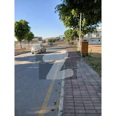 1 Kanal Level Back Open Plot For Sale 1 Kanal Level Back Open Plot For Sale