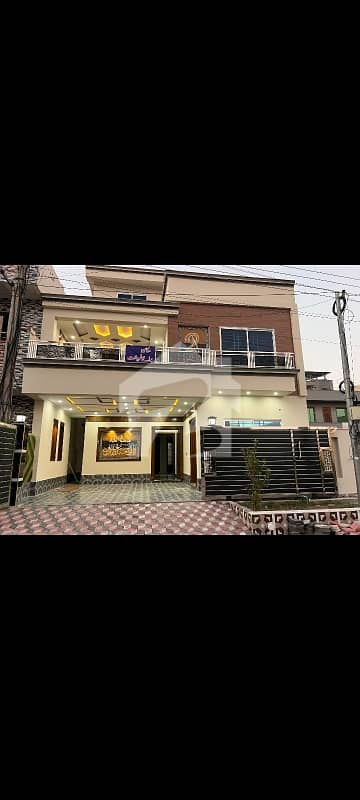 7 Marla Brand New Designer House
