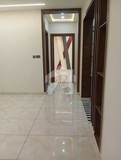 10 MARLA BRAND NEW HOUSE AVAIABLE FOR SALE