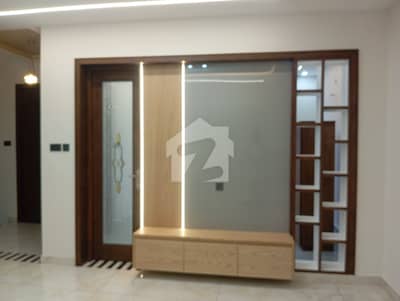 10 MARLA BRAND NEW HOUSE AVAIABLE FOR SALE