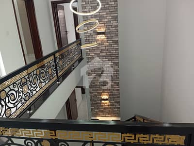 10 MARLA BRAND NEW LUXURY HOUSE FOR SALE