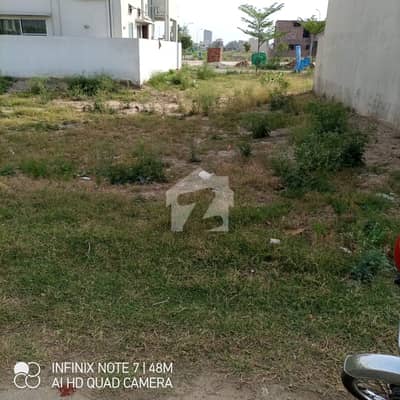 GARRISON ESTATE OFFERS PHASE 6 D BLOCK, DIRECT APPROACH, GROUND LEVEL ALL AMENITIES AVAILABLE