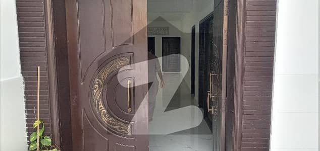 20 MARLA UPPER PORTION WITH INDEPENDENT ENTRENCE AVAILABLE FOR RENT