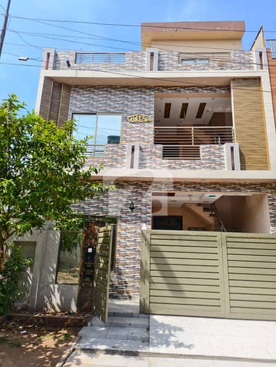5 Marla Owner Build House available for Sale in Park View City Lahore 5 Marla Owner Build House available for Sale in Park View City Lahore