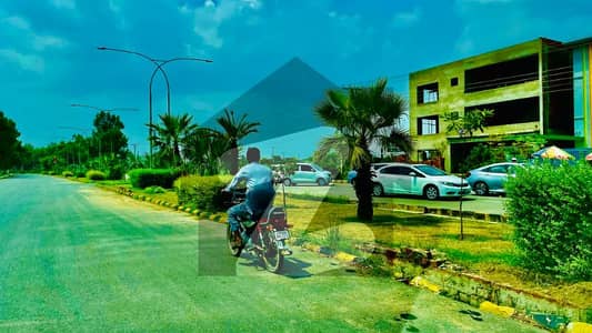 چنار باغ لاہور میں 5 مرلہ رہائشی پلاٹ 45.0 لاکھ میں برائے فروخت۔