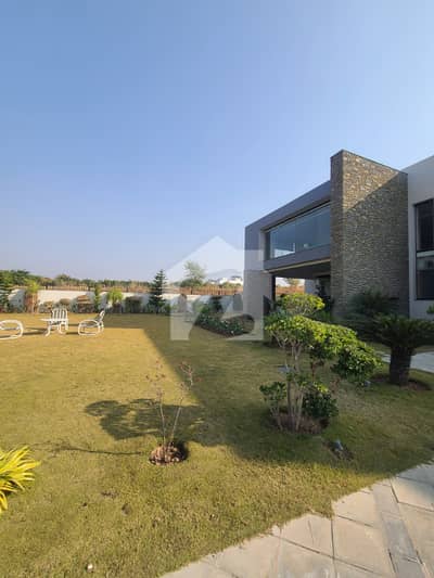 5 Kanal Fully Furnished Luxury Farm House Block E, Gulberg Greens Islamabad