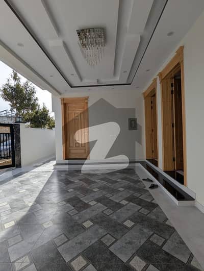 Top City Beautiful 10 Marla House For Sale