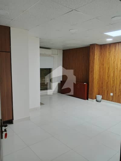 Prime Location 4500 Square Feet Spacious Office Is Available In Izmir Town For rent