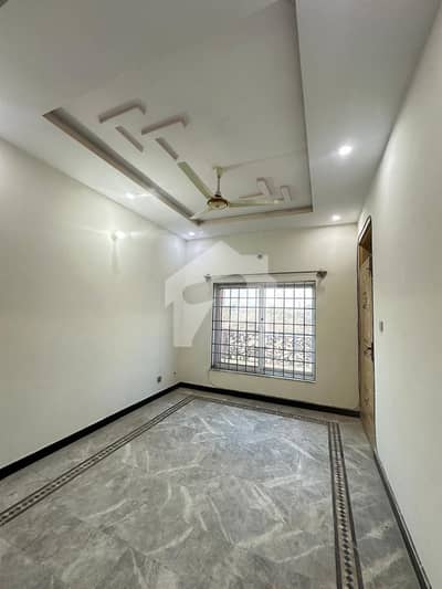 1st Floor +2nd Floor For Rent 7 Marla