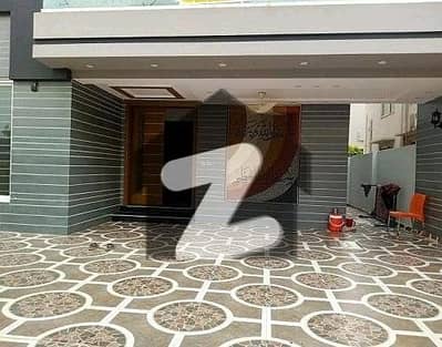 بحریہ ٹاؤن جینیپر بلاک بحریہ ٹاؤن سیکٹر سی,بحریہ ٹاؤن,لاہور میں 5 کمروں کا 10 مرلہ مکان 1.1 لاکھ میں کرایہ پر دستیاب ہے۔