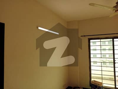 12 Marla 4 Bed Flat For Sale In Askari 11- B, Lahore.