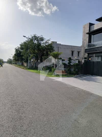 1kanal Prime Location Plot For Sale In Dha Phase 6  Drict Access From Main 70ft Road, Surrounding House