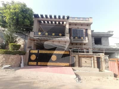 گلشن آباد سیکٹر 1 گلشن آباد,راولپنڈی میں 6 کمروں کا 10 مرلہ مکان 3.6 کروڑ میں برائے فروخت۔
