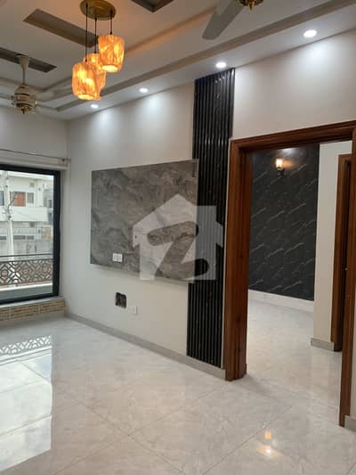 Brand New Single Unit House 4 Marla For Sale