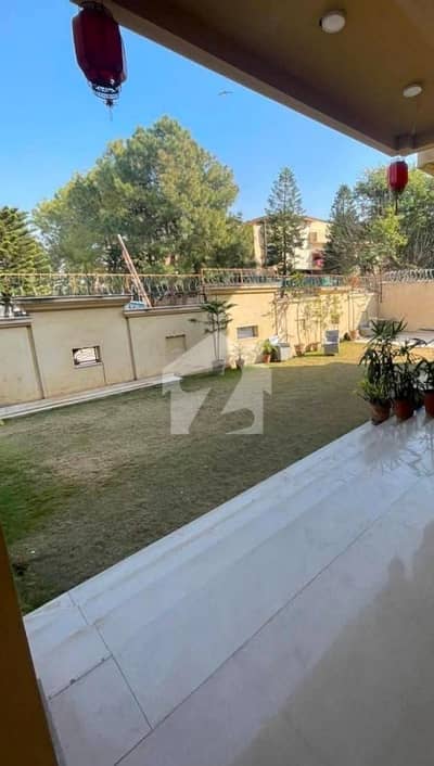 F-10 Triple Storey House Available For Rent Beautiful Location