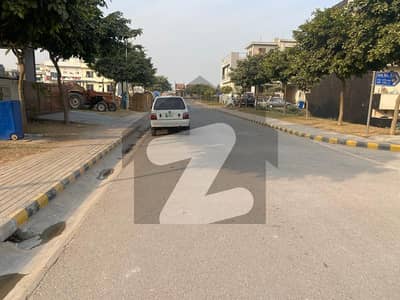 رحمان انکلیو لہتاراڑ روڈ,اسلام آباد میں 10 مرلہ رہائشی پلاٹ 2.3 کروڑ میں برائے فروخت۔