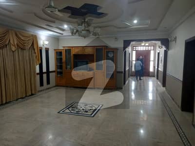 جوہر ٹاؤن فیز 2 جوہر ٹاؤن,لاہور میں 3 کمروں کا 1 کنال دفتر 1.9 لاکھ میں کرایہ پر دستیاب ہے۔