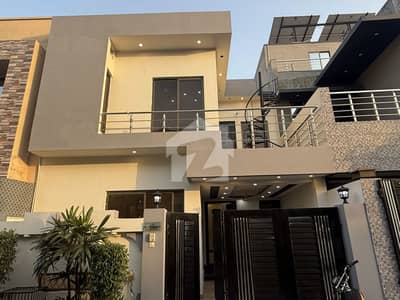 5 Marla Used House Available For Sale In ORCHARD 1 Block, PARAGON CITY