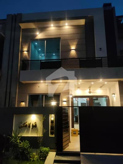 Paragon City 4 Marla Owner-Built Modern House Imperial 2 | Ready to Move!
