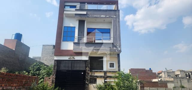 Prime Location In Sozo Town House For sale Sized 1125 Square Feet