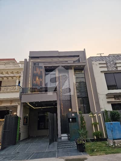 Phase 1 Premium Location 5 Marla House