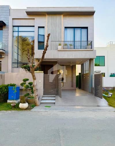 5 MARLA HOUSE FOR SALE IN DHA 9 TOWN